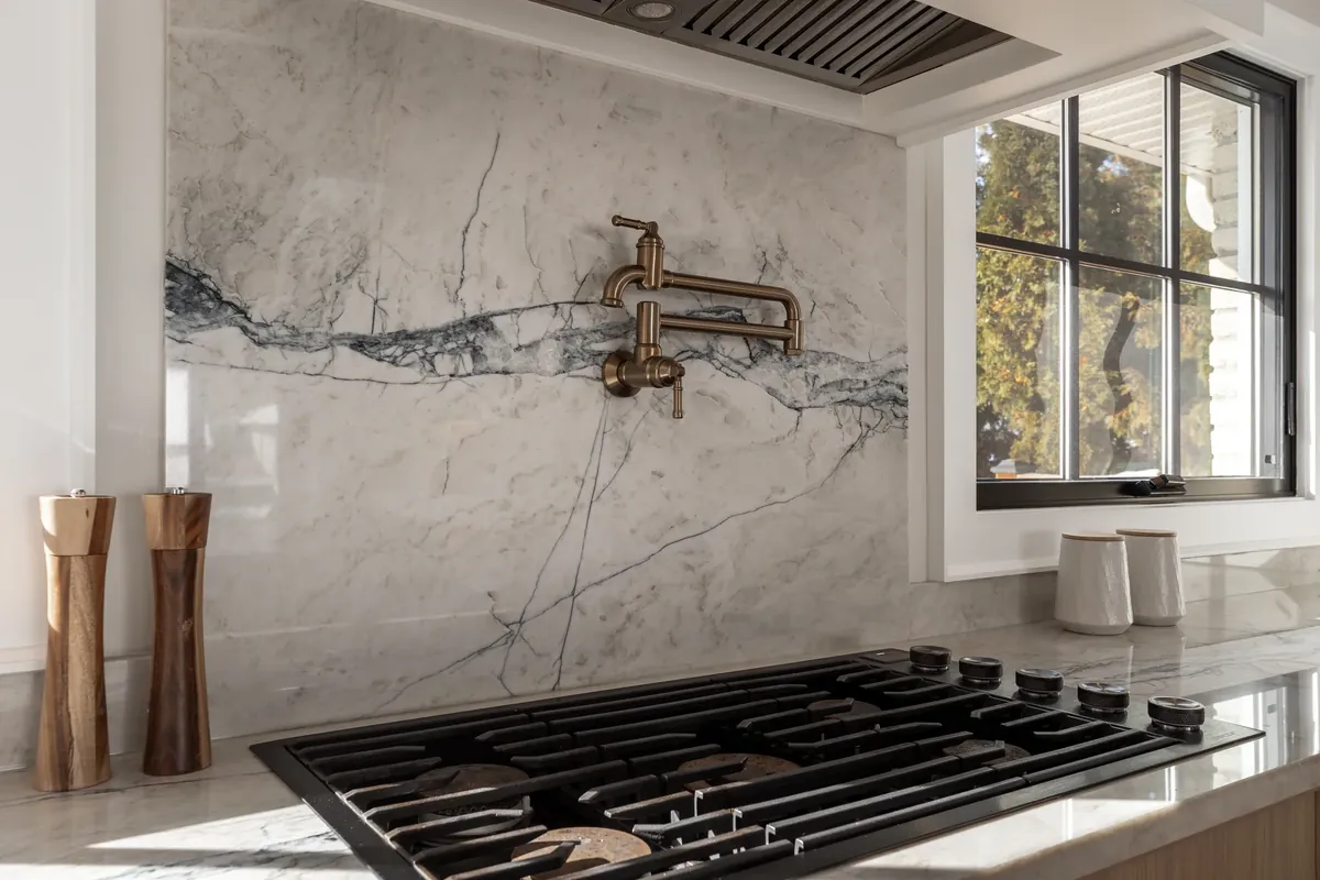 Range wall with a stone backsplash
